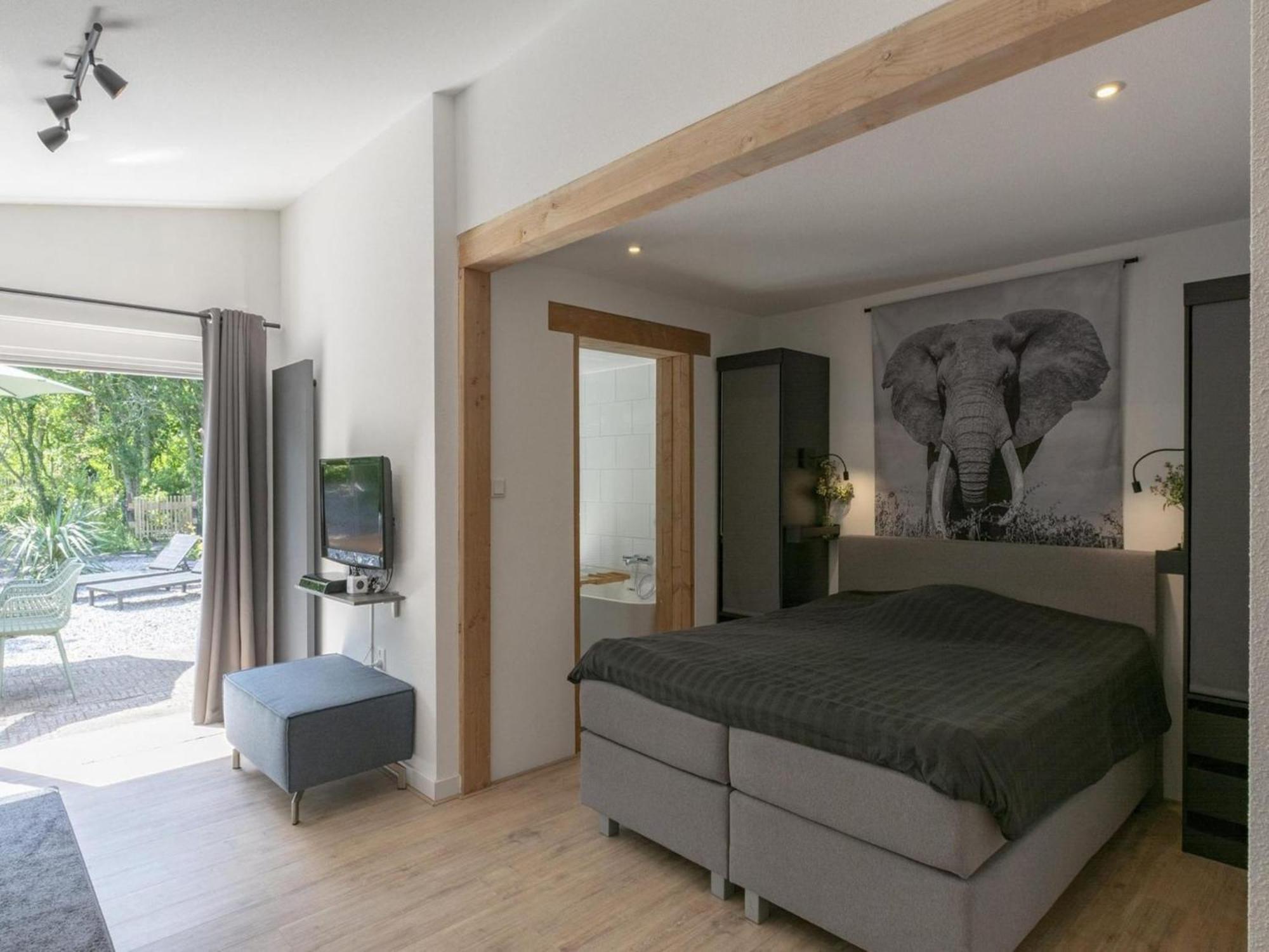 Luxurious Furnished Bungalow With Terrace Callantsoog Luaran gambar