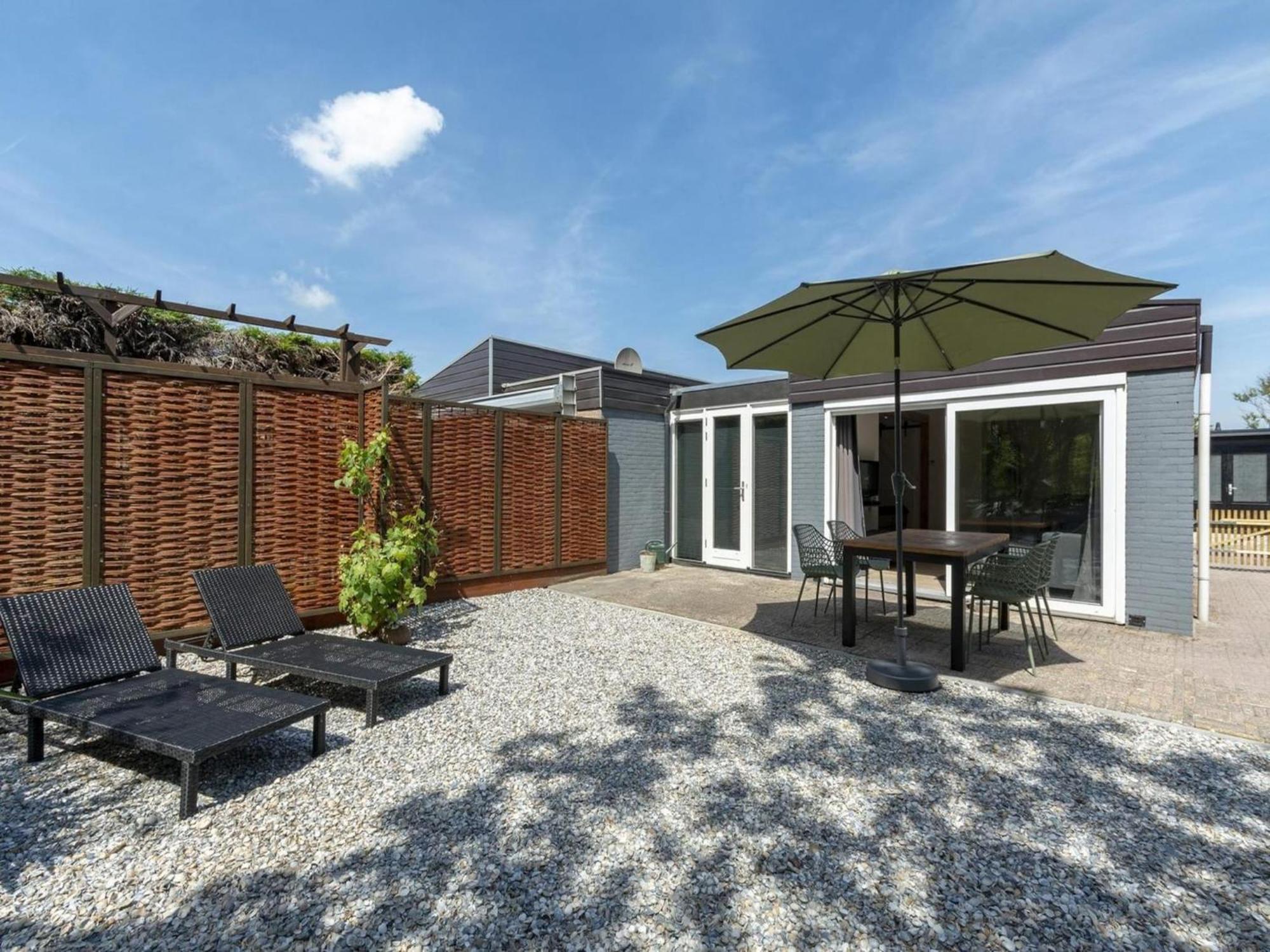 Luxurious Furnished Bungalow With Terrace Callantsoog Luaran gambar