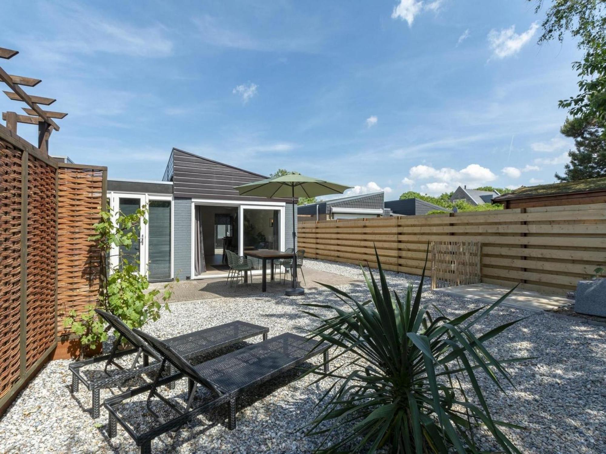 Luxurious Furnished Bungalow With Terrace Callantsoog Luaran gambar